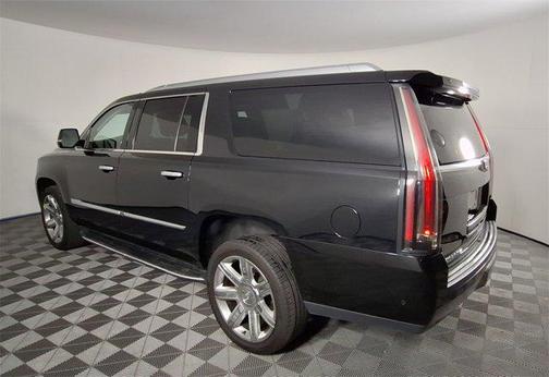 2020 Cadillac Escalade ESV Luxury