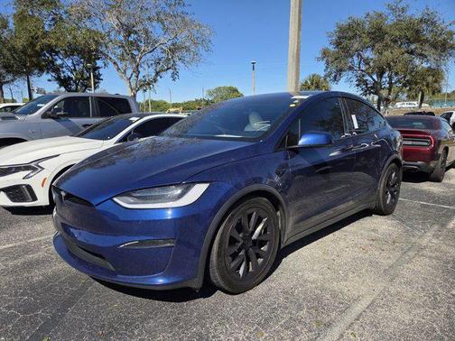2023 Tesla Model X Standard Range
