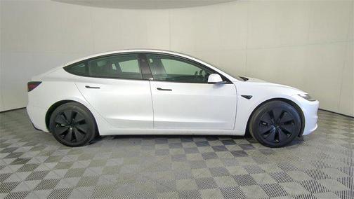2024 Tesla Model 3 Long Range