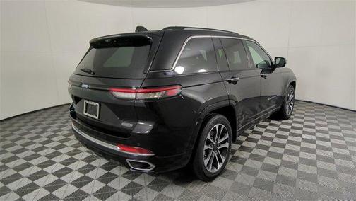 2022 Jeep Grand Cherokee 4xe Overland