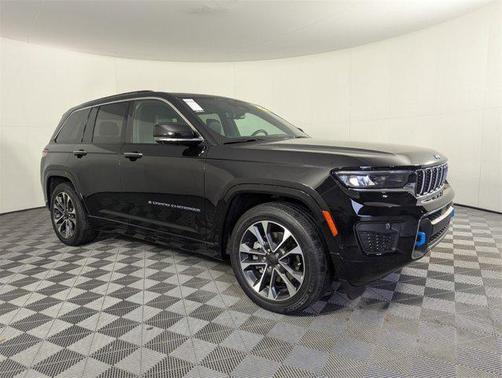 2022 Jeep Grand Cherokee 4xe Overland