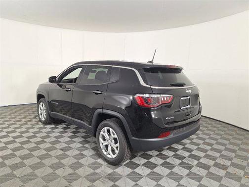 2025 Jeep Compass Sport