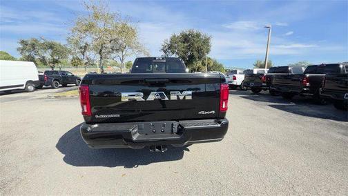 2026 RAM 3500 Laramie Crew Cab 4x4 8' Box