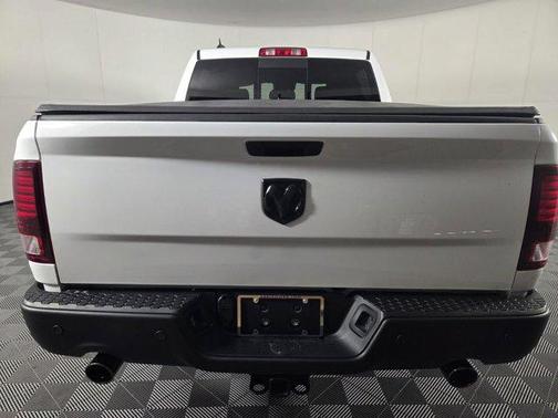 2024 RAM 1500 Classic Warlock Crew Cab 4x2 5'7' Box