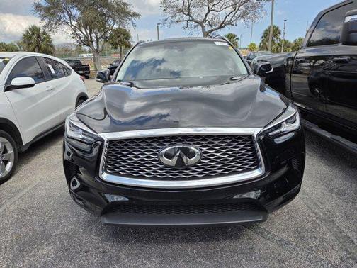 2023 INFINITI QX50 LUXE