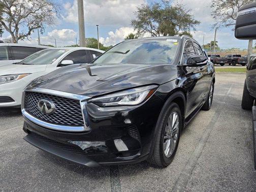 2023 INFINITI QX50 LUXE