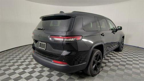 2022 Jeep Grand Cherokee L Altitude