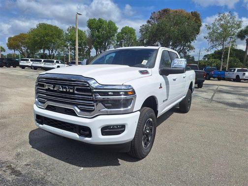 2025 RAM 2500 Laramie Crew Cab 4x4 6'4' Box