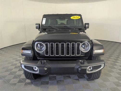 2024 Jeep Wrangler 4-Door Sahara 4x4