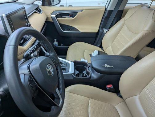 2019 Toyota RAV4 Limited