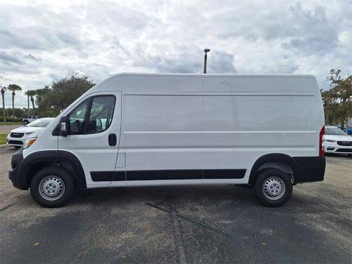 2025 RAM ProMaster 2500 Tradesman