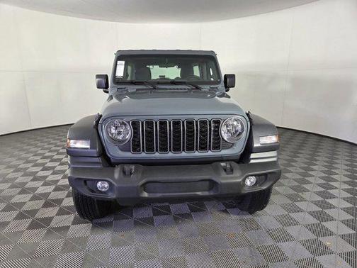 Anvil Clearcoat 2026 Jeep Wrangler Sport