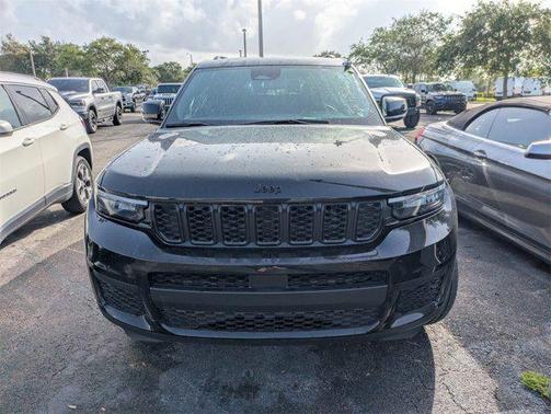 2023 Jeep Grand Cherokee L Altitude