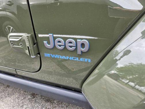 Sarge Green Clearcoat 2024 Jeep Wrangler 4xe Rubicon X