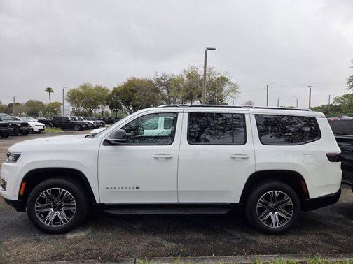 Bright White Clearcoat 2025 Jeep Wagoneer 4x4