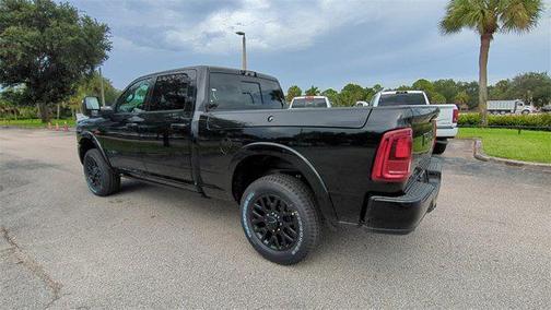 2025 RAM 2500 Limited Crew Cab 4x4 6'4' Box