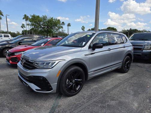 Silver Metallic 2023 Volkswagen Tiguan 2.0T SE R-Line Black