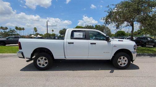 2025 RAM 2500 Big Horn Crew Cab 4x4 6'4' Box