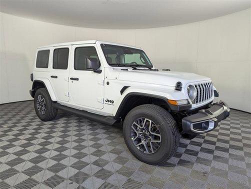 2026 Jeep Wrangler 4-Door Sahara 4x4