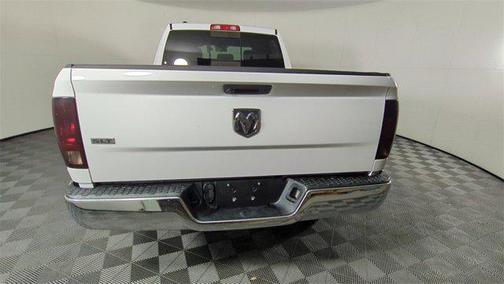 2019 RAM 1500 SLT