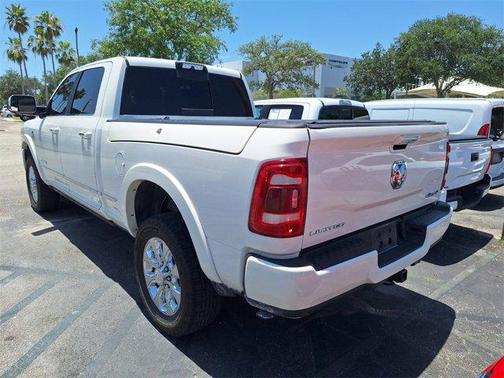 2020 RAM 2500 Limited Crew Cab 4X4 6'4' Box