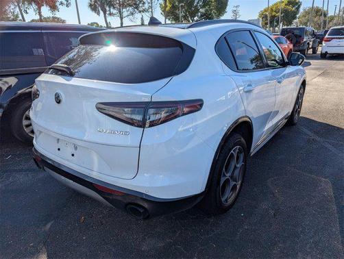 2024 Alfa Romeo Stelvio Ti