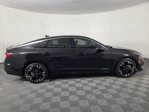 Ebony Black 2023 Kia K5 GT-Line