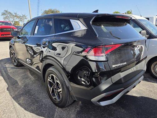 2024 Kia Sportage LX