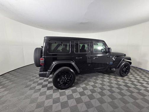 2025 Jeep Wrangler 4xe Sahara