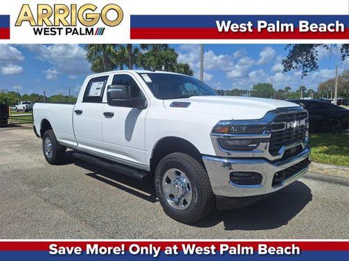 2025 RAM 2500 Tradesman Crew Cab 4x4 6'4' Box