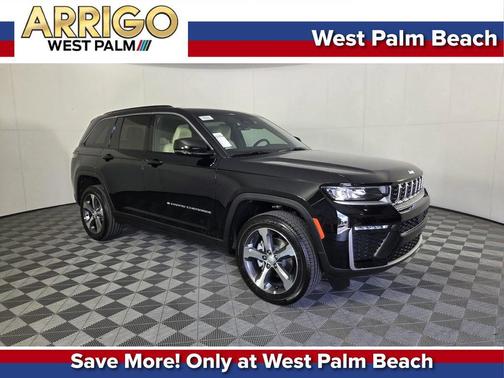 Diamond Black Crystal Pearlcoat 2026 Jeep Grand Cherokee Limited
