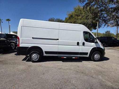 2024 RAM ProMaster 2500 Tradesman