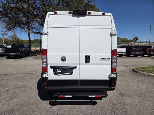 2024 RAM ProMaster 2500 Tradesman