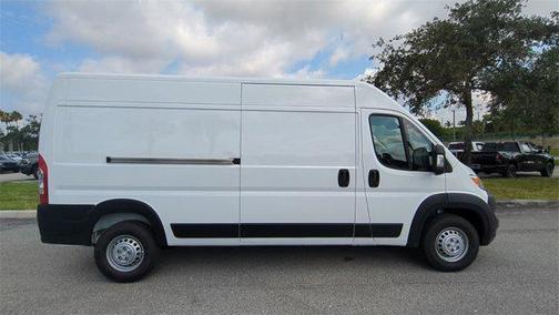 2025 RAM ProMaster 2500 Tradesman