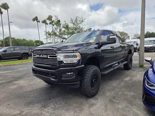 Diamond Black Crystal Pearlcoat 2023 RAM 2500 Laramie Mega Cab 4x4 6'4' Box