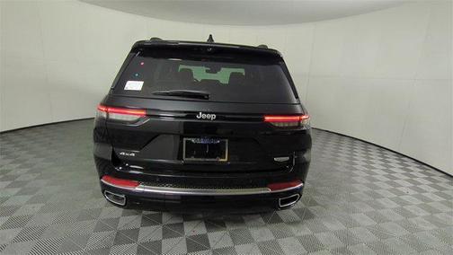 2025 Jeep Grand Cherokee Summit