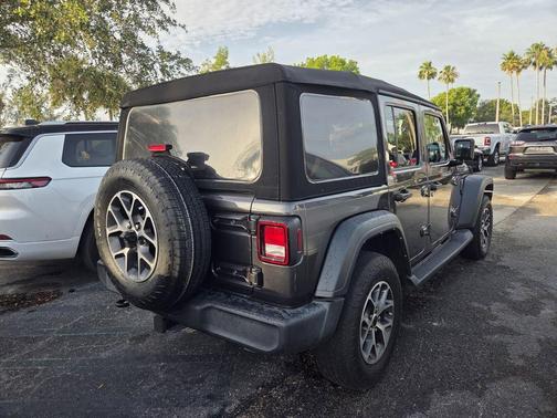 Granite Crystal Metallic Clearcoat 2024 Jeep Wrangler Sport S
