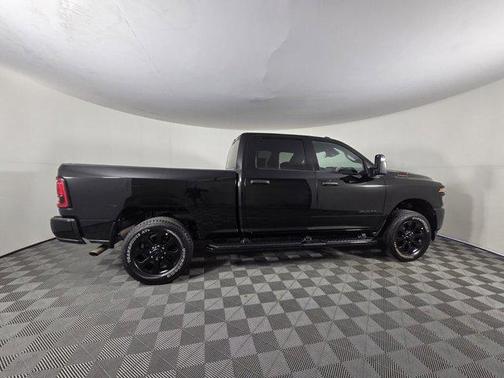 2025 RAM 2500 Big Horn Crew Cab 4x4 6'4' Box