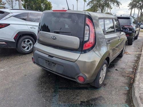 2016 Kia Soul Base