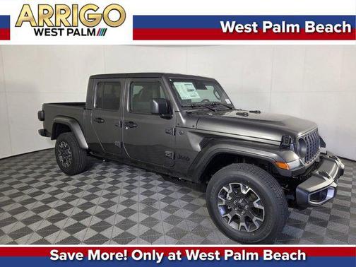 Granite Crystal Metallic Clearcoat 2026 Jeep Gladiator Sahara 4x4