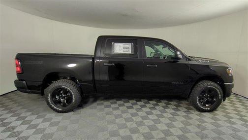 2025 RAM 1500 Warlock Crew Cab 4x4 5'7' Box