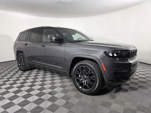 2023 Jeep Grand Cherokee L Summit Reserve