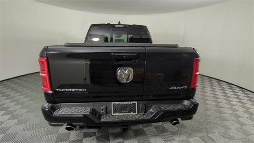2025 RAM 1500 ST