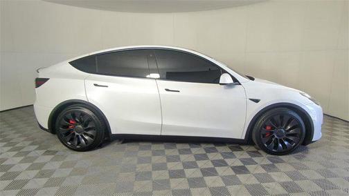 2022 Tesla Model Y Performance Dual Motor All-Wheel Drive