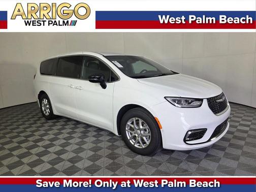 Bright White Clearcoat 2026 Chrysler Pacifica L