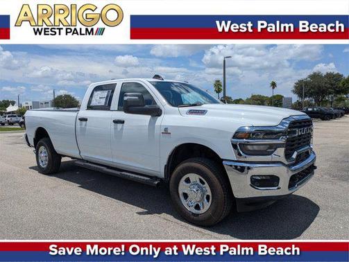 2025 RAM 2500 Tradesman Crew Cab 4x4 8' Box