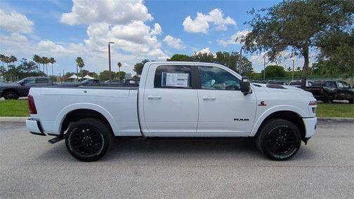 2025 RAM 2500 Limited Crew Cab 4x4 6'4' Box