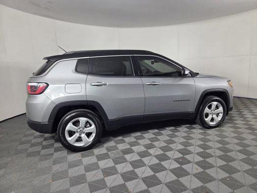 Billet Silver Metallic Clearcoat 2020 Jeep Compass Latitude