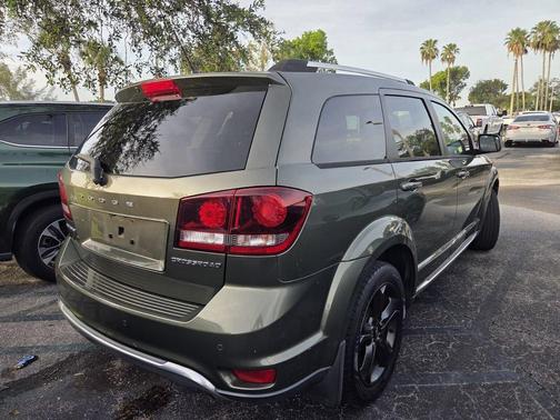 Olive Green Pearlcoat 2018 Dodge Journey Crossroad