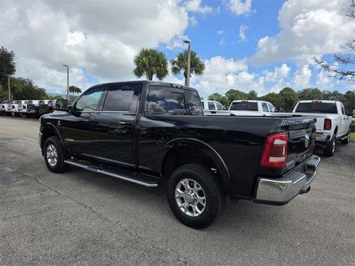 2021 RAM 2500 Laramie Crew Cab 4x4 6'4' Box